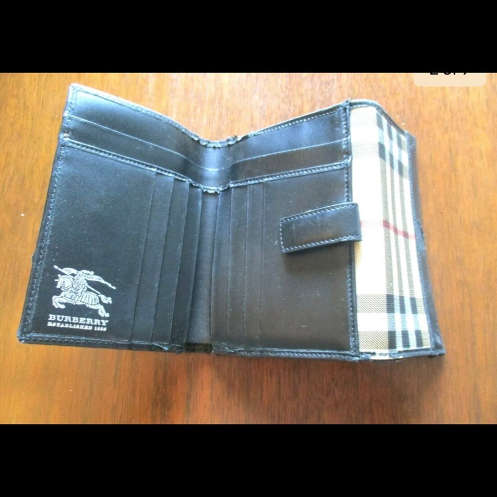Burberry bifold wallet made in Italy - Picture 4 of 10